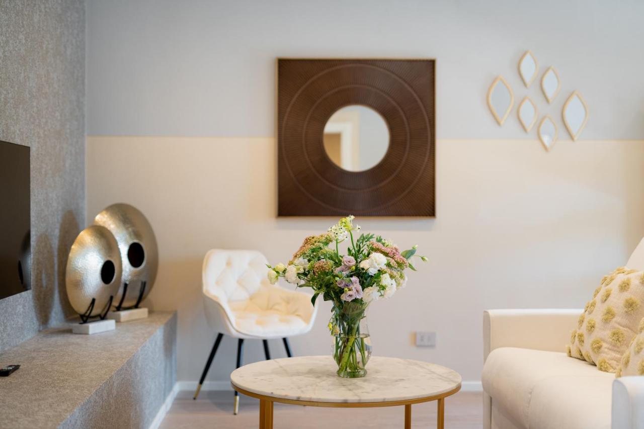 Apartment Serendipity *
